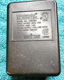 NES AC Adapter Model No NES-002 AC120V 60Hz 17W AC9V 1.3A Japan
