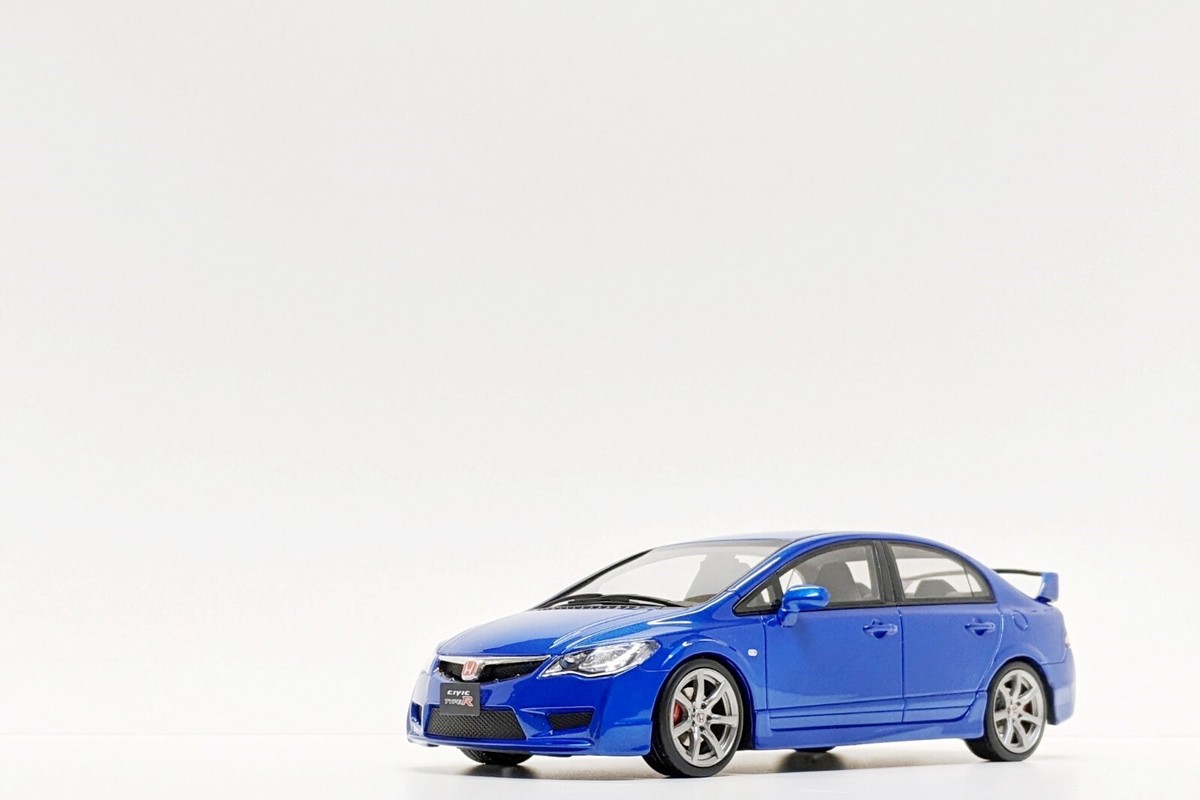 OTTO KYOSHO 1/18 ホンダ シビック タイプR FD2スプーン Otto Kyosho 1/18 Honda Civic Type R FD2 Spoon White Street
