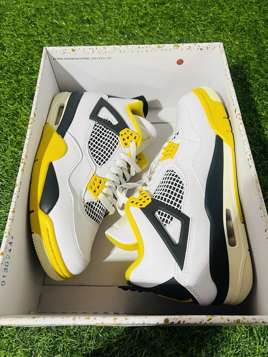 Air Jordan 4 ホワイト/ブラック/イエローサイズ25.5cm Amazon.com | Nike Women's Jordan 4 “Vivid Sulfur” Size 7