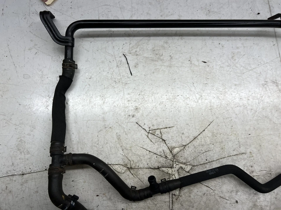 Conjunto de manguera de línea de refrigeración del motor delantero Audi Q7 2010-2015 OEM 3,0 L Foto 3 de 4