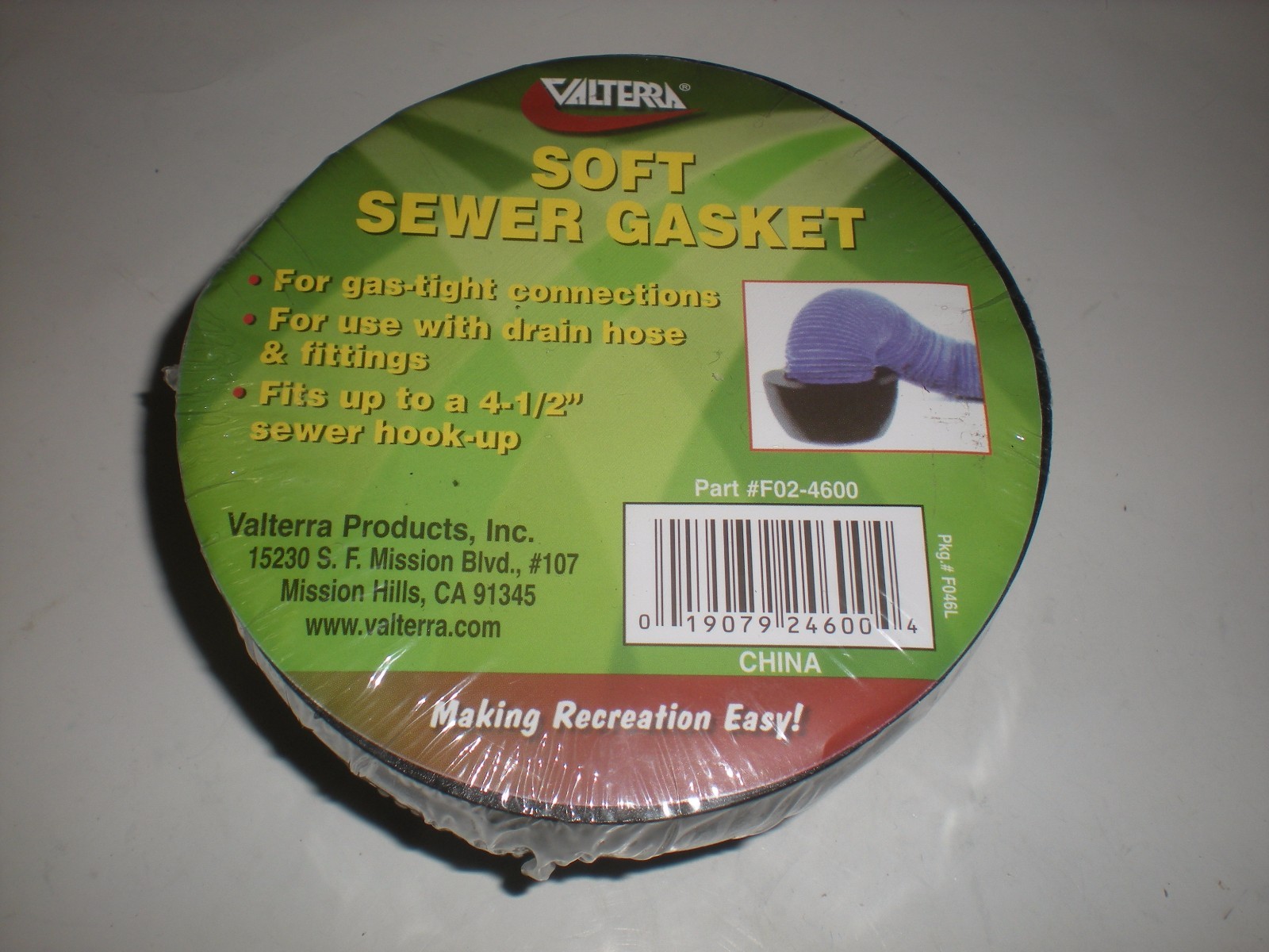 Camco 39312 4\" X 3\" RV Sewer Hose Seal – Secure, Leak-Resistant Connection For Camping