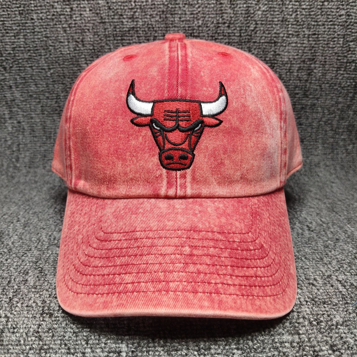 Mitchell & Ness Chicago Bulls Pink Washed Strapback Cap NBA Hat