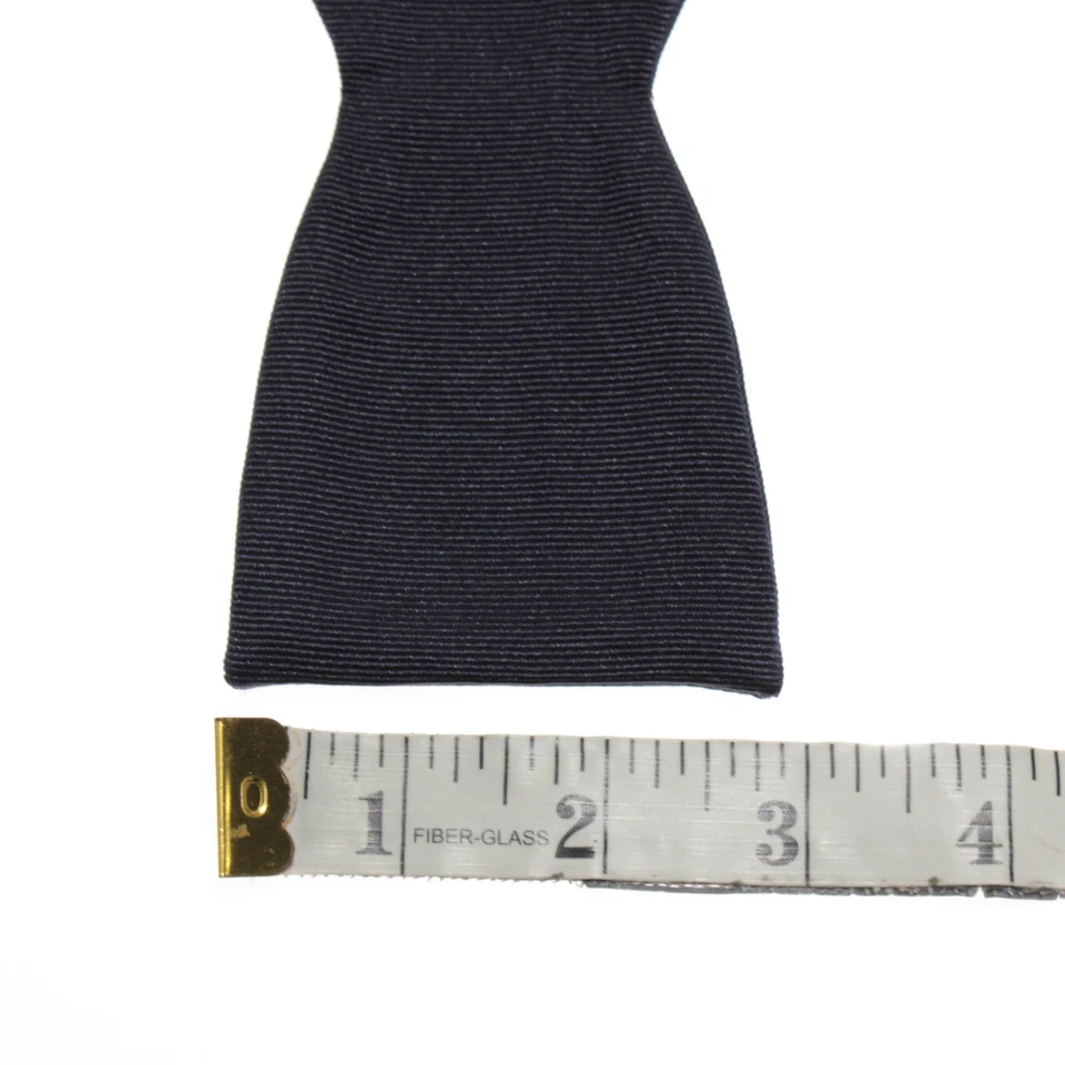 Pajarita Italo Ferretti NWD con corbata automática tamaño ajustable en sarga azul marino lisa seda Foto 3 de 4