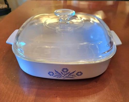 Vtg Corning Ware 80's Blue Cornflower Casserole Dish with Pyrex Lid  10"x10" MCM