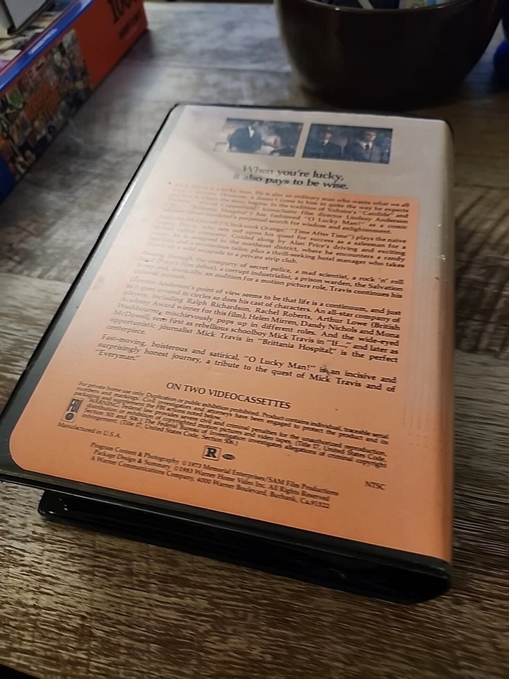 O LUCKY MAN! VHS Warner Clamshell 1983 Helen Mirren Malcolm Mcdowell Foto 2 de 4