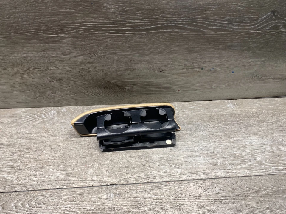 MERCEDES-BENZ W220 CLASE S 2000-06 CONSOLA CENTRAL DELANTERA INSERTO PORTAVASOS DOBLE Foto 2 de 4