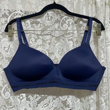 PINK Victoria  s Secret Navy Blue Wear Everywhere Wireless Lightly Lined Bra 38B