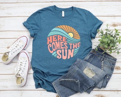 Here Comes The Sun Comfort Tee Women's Casual Soft Shirt