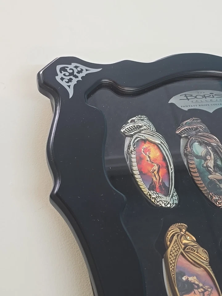 Juego de cuchillos Boris Vallejo Fantasy Girls Dragon Collection con vitrina y caja Foto 4 de 4