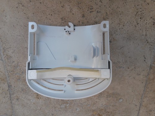 WR02X10641 GE Refrigerator Discharge Pan Chill WR02X10641 - Picture 2 of 3