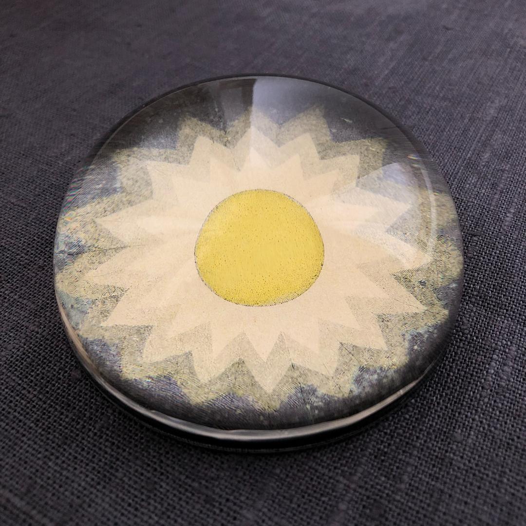 上品なブランド John Derian Decoupage Dandelion Floral Paperweight Ornament 置物