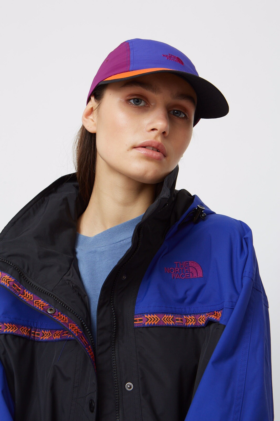 NEW The North Face Women's '92 Retro Rage Aztec Rain Jacket - Multicolor - XL image 4