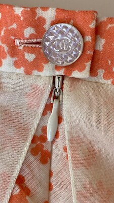 CHANEL 22P CC LOGO FLOWERS ORANGE WHITE SKIRT 36 | eBay