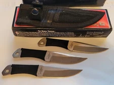VTG GIL HIBBEN CORD GRIP THROWING KNIVES UC946 RARE STAINLESS 3 KNIFE SET
