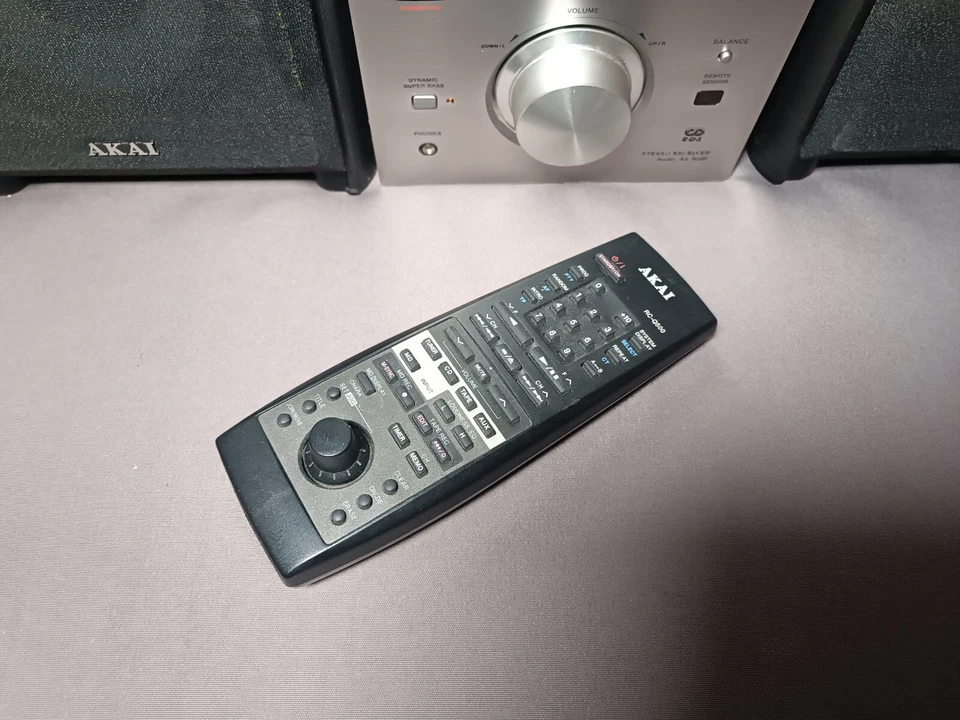 AKAI AA-503R / 500 Series Micro Hifi Anlage CD-Player CD-500 AM/FM Top - Image 4 of 4