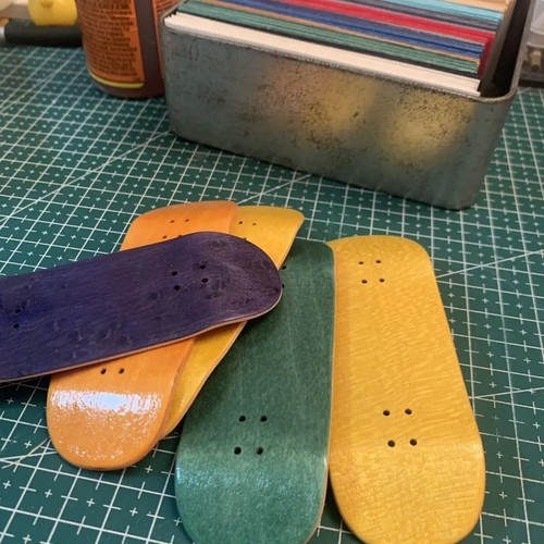 Maple Wood Veneer Sheet 8pcs Mixed Colors Handmade for DIY Guitar Fingerboard - Picture 5 of 29