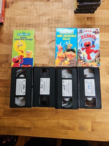 20 Sesame Street VHS , Dora The Explorer, Fisher Price Little Poeple, Dragon Tal - Imagen 4 de 11