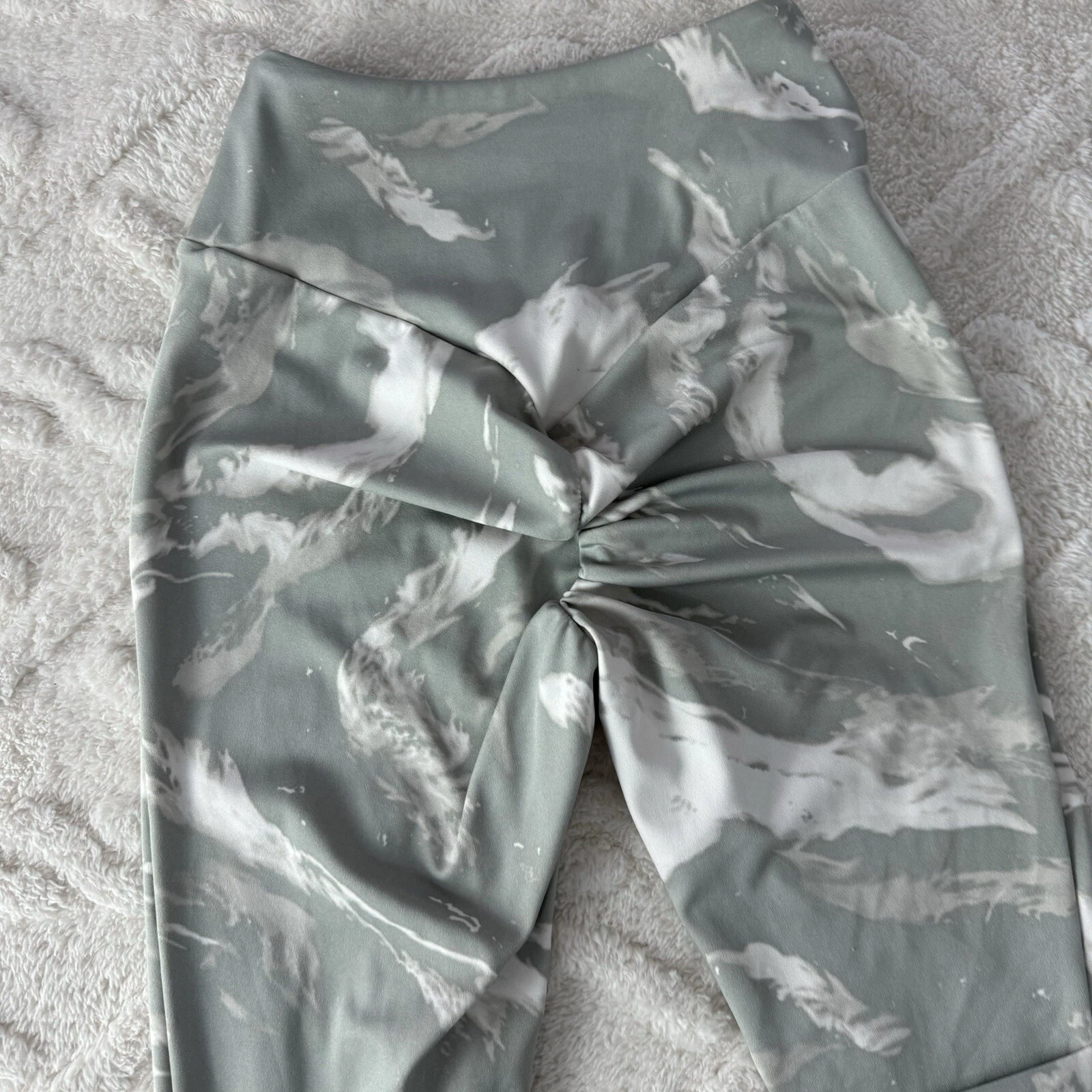 gymshark camo stretch scrunch athletic casual gym leggings