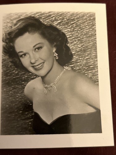 Lot 3 Vintage Photos 1950s Hollywood Starlets & More - Picture 3 of 6