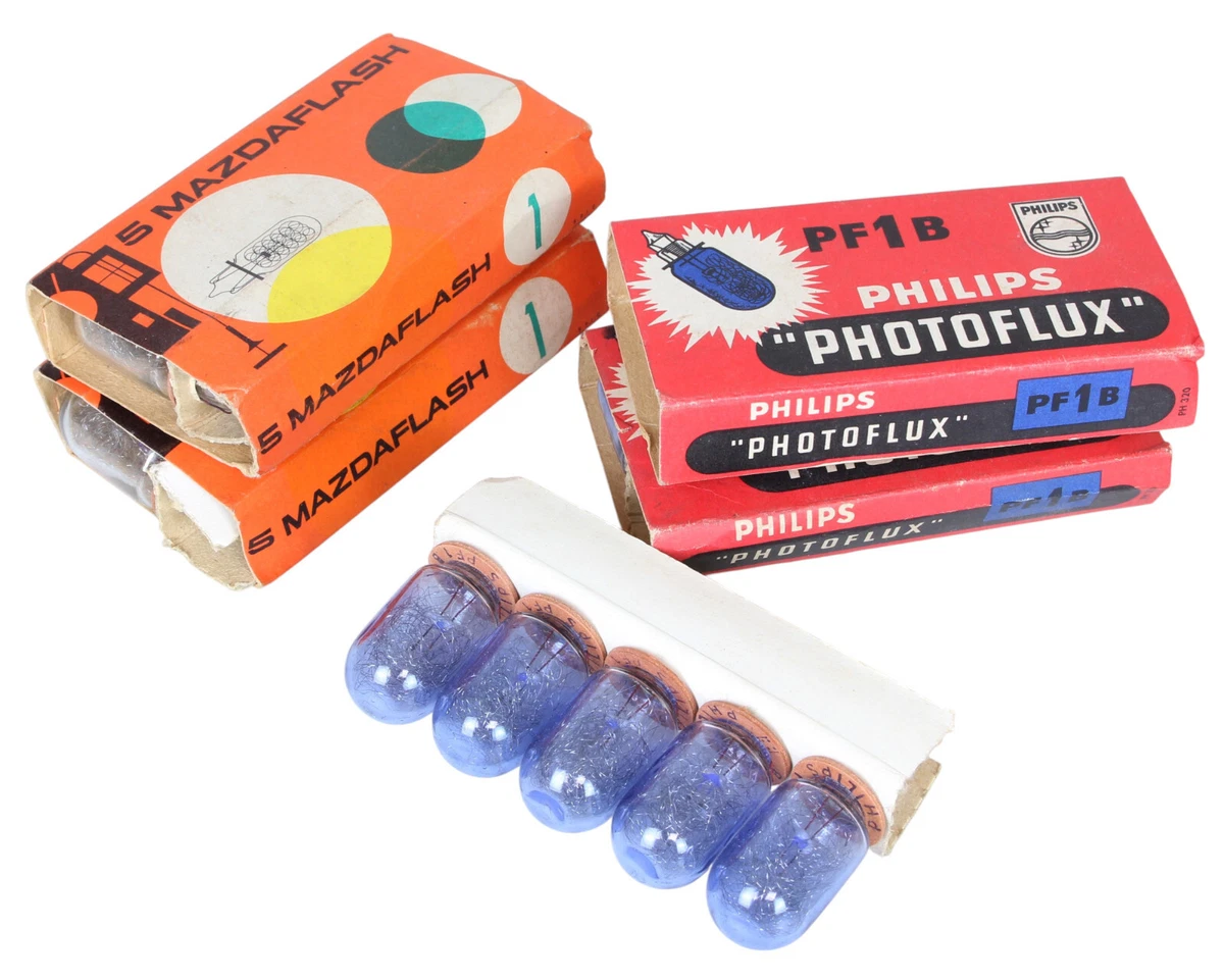 VINTAGE PHILIPS PHOTOFLUX Pf1 & Pf1B Flash Bulbs Osram Mcc 989 12V 5W EUR 3,43 - FR