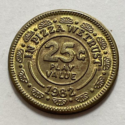 Scarce Vintage 1982 CHUCK E CHEESE Token PIZZA TIME THEATRE Coin
