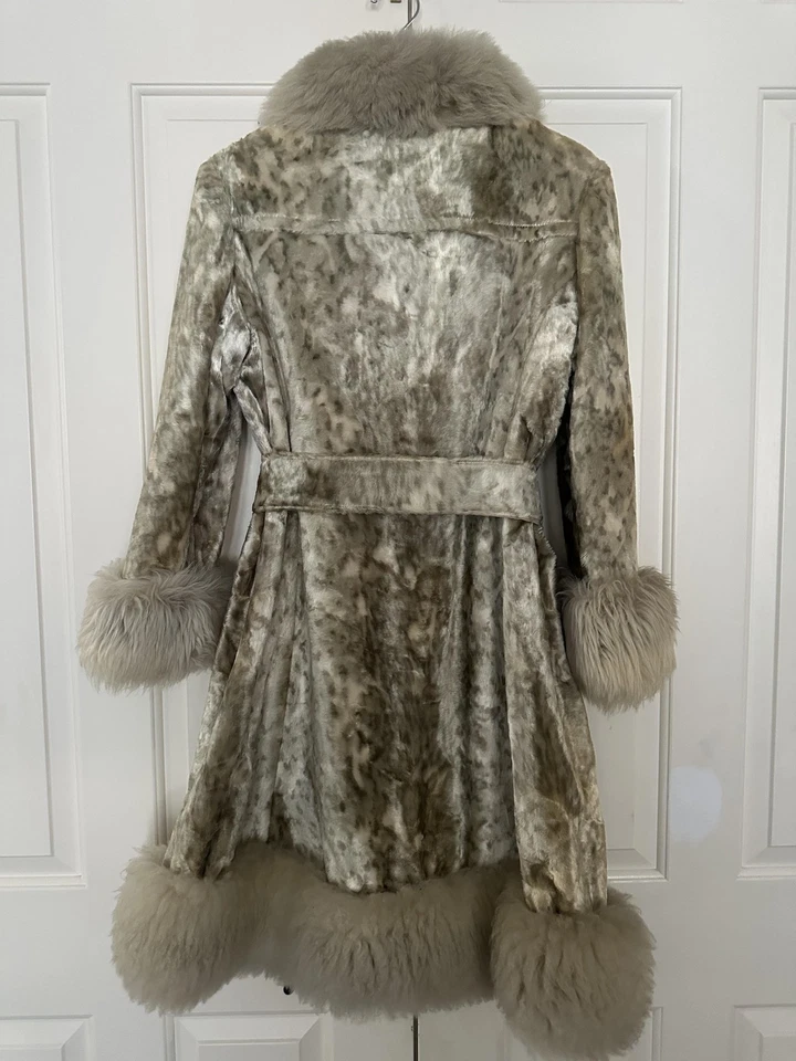 Casaco de pele sintética feminino vintage Sears Fashions com cinto grande peito duplo anos 70 - Imagem 2 de 4