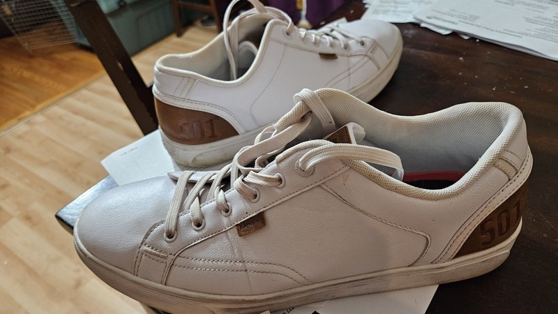 Preowned,  Levi's 501 leather shoes, men sz 13, firm.