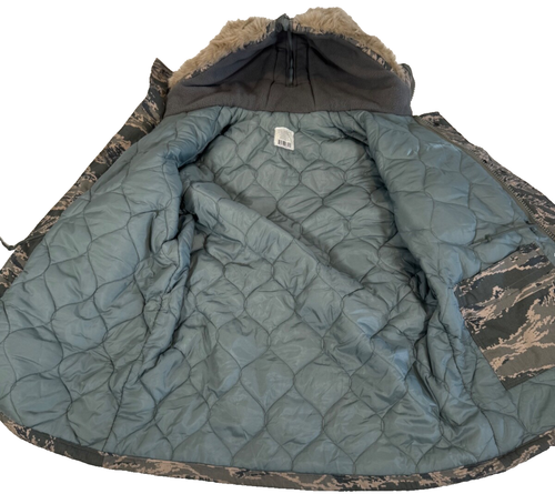 Dakota Outerwear USAF N3B Parka Jacket ABU Camo Fur Hood Split Large Regular - Picture 4 of 5