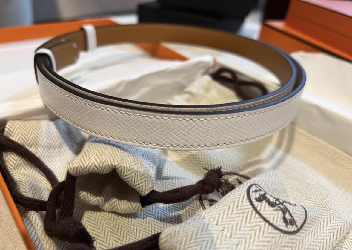 NIB HERMES Kelly 18 Belt Blanc/Palladium hardware Authentic  display picture 3