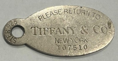 AUTHENTIC RETURN TO TIFFANY OVAL TAG STERLING CHARM NEEDS A POLISH T07510