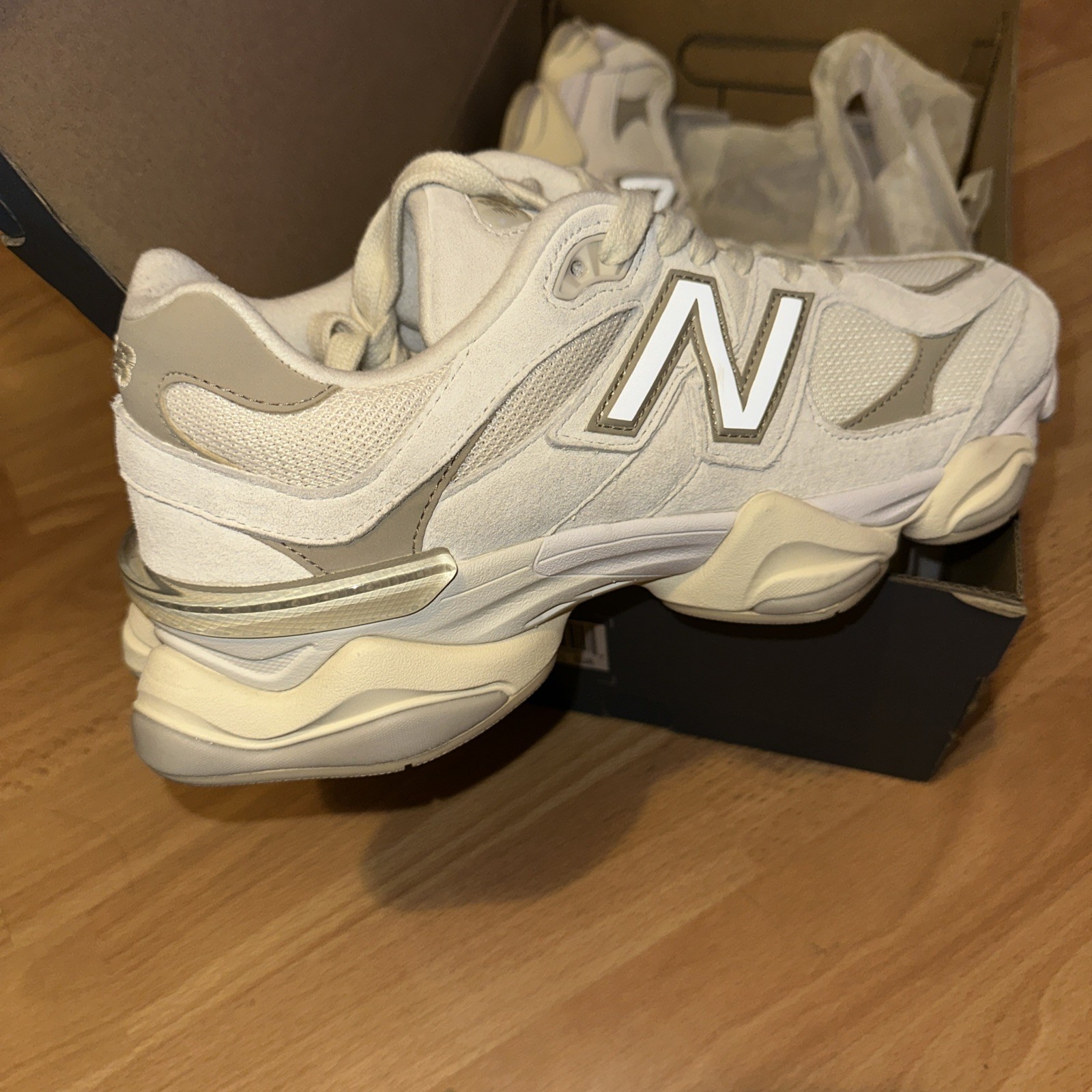 New Balance 9060 Sea Salt mismatched size -left (UK10) right (UK9) image 2