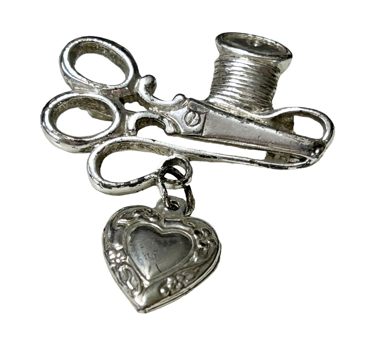 ❤︎N❤︎ 1928 Brand Clear Rhinestone Heart Pin Brooch K119 | eBay