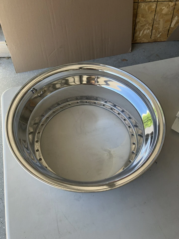 Sección de rueda exterior de locomotora Foto 2 de 4