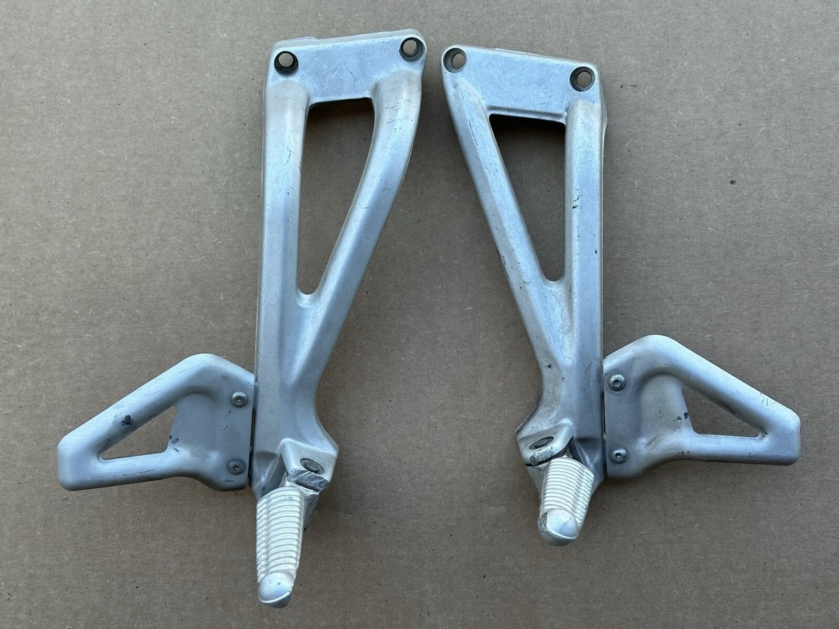 、 Ducati Monster S2R 800 1000 S4R S4RS Passenger Rear Foot