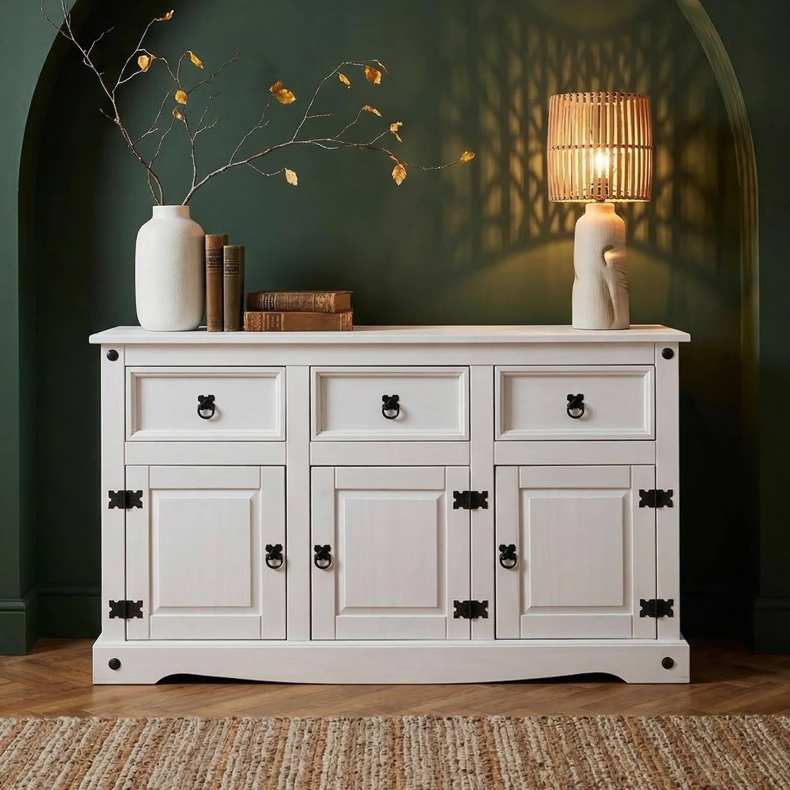 Buffet commode en pin massif blanc et ferrures noires authentiques - 2