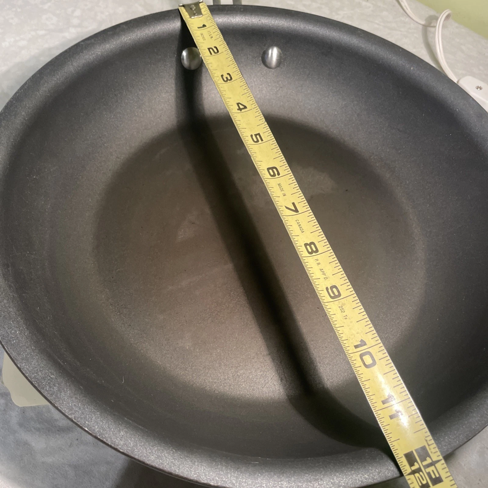 Kirkland Signature Professional Fry Pan Nonstick Skillet Cookware 12 “ EUC Kitch
