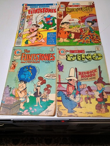 (4) Vintage Flintstones Comic Book Lot Hannah Barbera