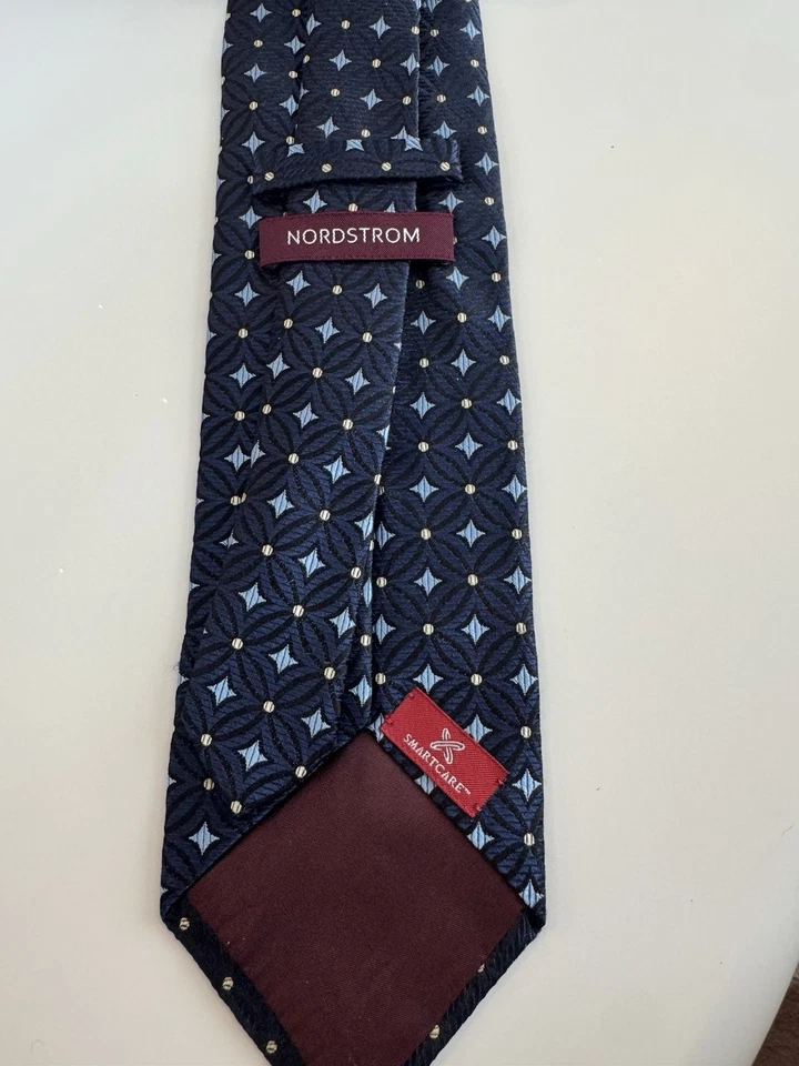 Corbata geométrica azul NORDSTROM de 59" x 4" 100 % seda para hombre Foto 3 de 3
