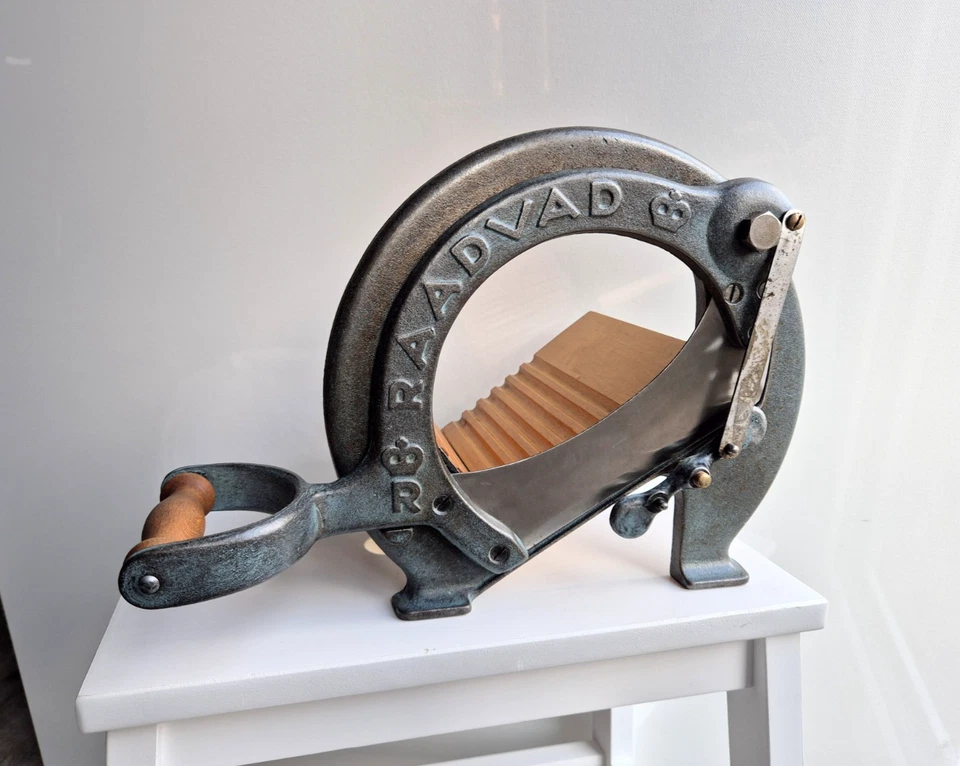 sehr schöne TOP Raadvad 294 Brotschneidemaschine & Allesschneider - Einzelstück