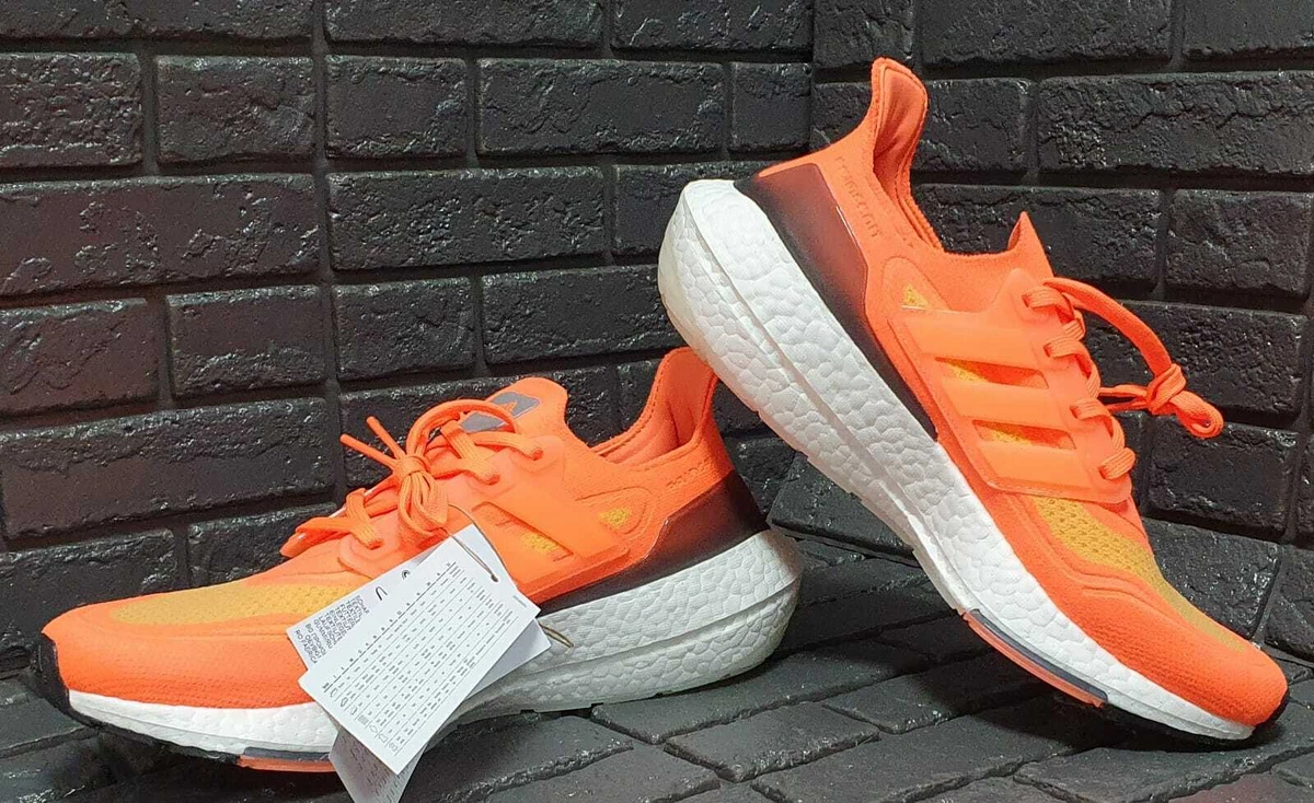 Men's ultraboost deals road running shoe