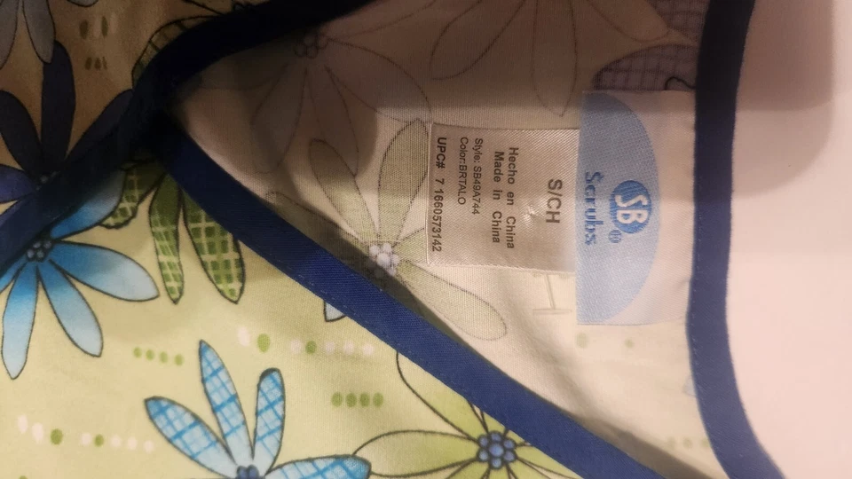 sb womens scrubs top size small - Image 2 of 2