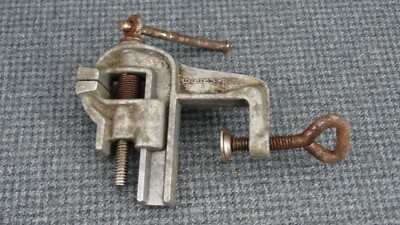 B24 Pebaro Vise