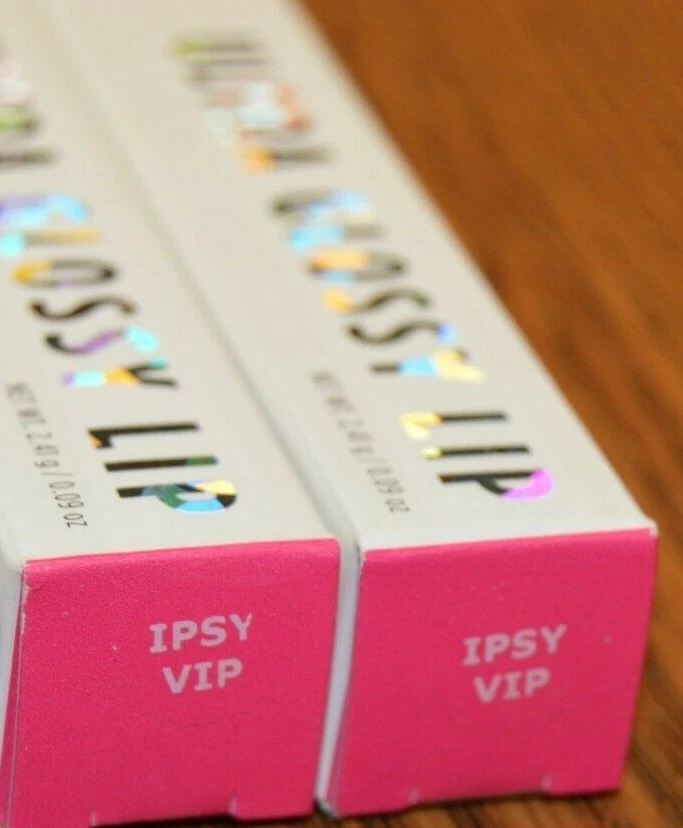 Lote de 2 Brillos Labiales VIP Ultra Brillantes Colourpop en Rosa Med 2.41g Foto 2 de 3