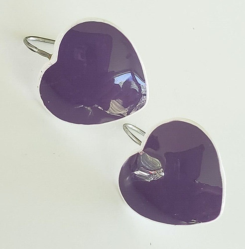 Trend Basics Purple w/White Enamel Heart Dangle Pierced Earrings 13/16" in Card - Picture 3 of 6