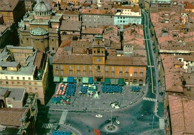 c1960s Piazza Garibaldi Parma Italy Aerial Postcard Rotacolor 32131