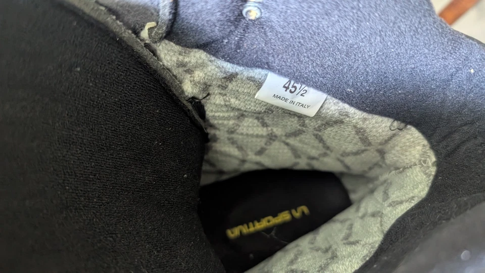 La Sportiva Lhotse Gore-Tex size 45.5 / 11.5 mens hiking/mountaineering boots. - Image 2 of 4