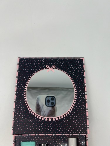 Benefit Beauty School Knockout Full Face Makeup Kit BRAND NEW IN BOX - Picture 6 of 7