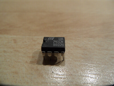 IC ICs  ST  UA 741CN 99104 8 PIN  Microprocessor