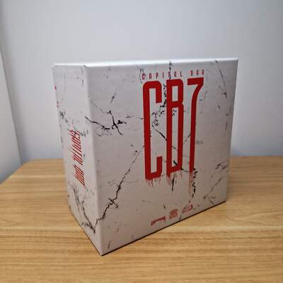 Capital Bra - CB7 Limited Deluxe Box Cap fehlt