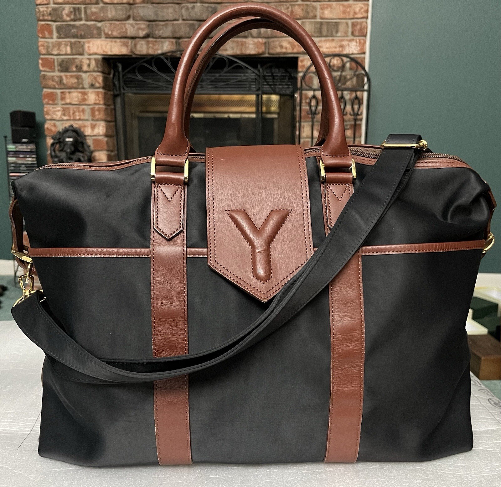 Borsa Yves Saint Laurent YSL Boston nera borsetta borsone da viaggio MOLTO BUONA